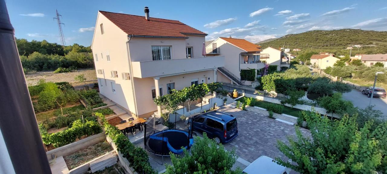 Apartment Anamaria Шибеник Экстерьер фото
