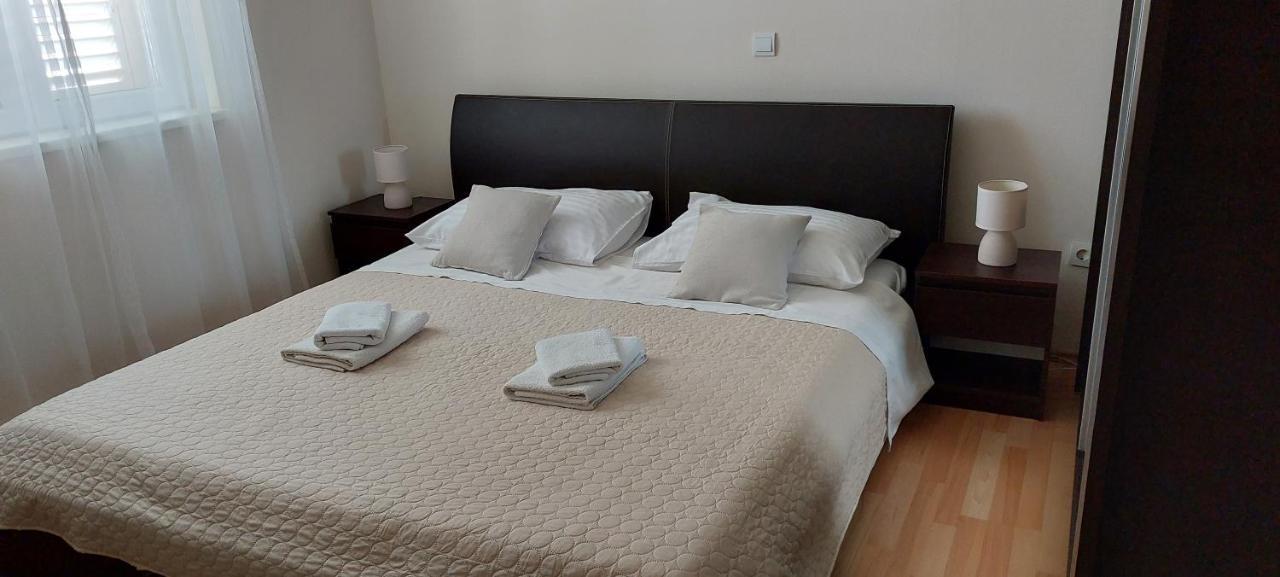 Apartment Anamaria Шибеник Экстерьер фото