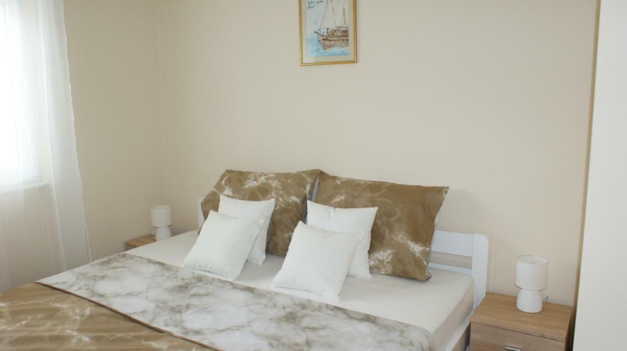 Apartment Anamaria Шибеник Экстерьер фото